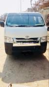 Toyota hiace 2005 for sale car is in good condition diesel